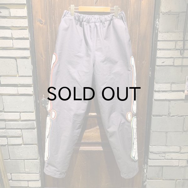 画像3: {NO MAD NUMSKULL} ORIGINAL PATTERN LONG PANTS / "FELT PATCH BONE" / GRAY (3)