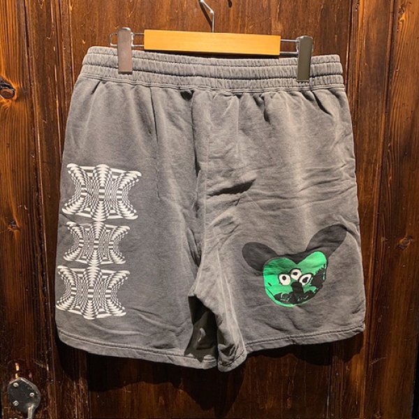画像2: {NO MAD NUMSKULL} "HALLUCINATION CLUB" Sweat Shorts (SUMI) (2)