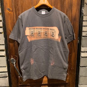 画像: {TENKI} "MISSING" S/S T-SHIRTS (SUMI)