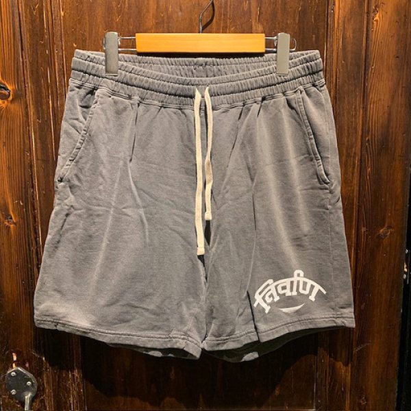 画像1: {NO MAD NUMSKULL} "HALLUCINATION CLUB" Sweat Shorts (SUMI) (1)