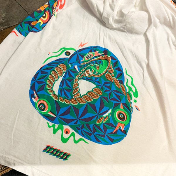 画像4: {NO MAD NUMSKULL} "OUROBOROS" S/S T-SHIRTS (FULL COLOR MULTI PRINT) (4)