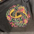 画像4: {NO MAD NUMSKULL} "OUROBOROS" S/S T-SHIRTS (FULL COLOR MULTI PRINT) (4)