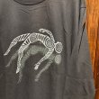画像3: {FLYOVER} "浮かぶ人" Long sleeve Tee (3)